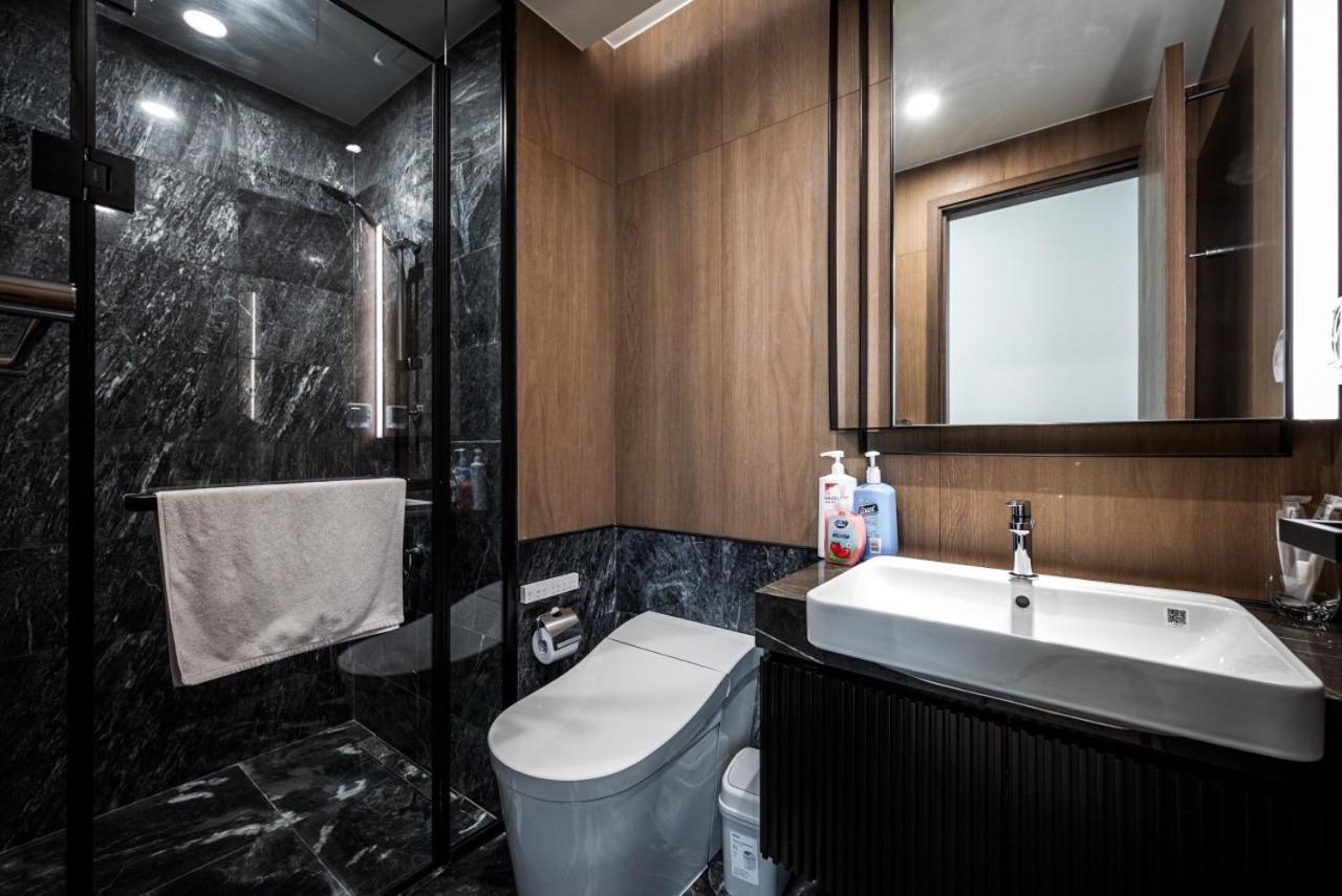 Khách sạn hẻo lánh Lumiere Luxury Condotel TP. Hồ Chí Minh