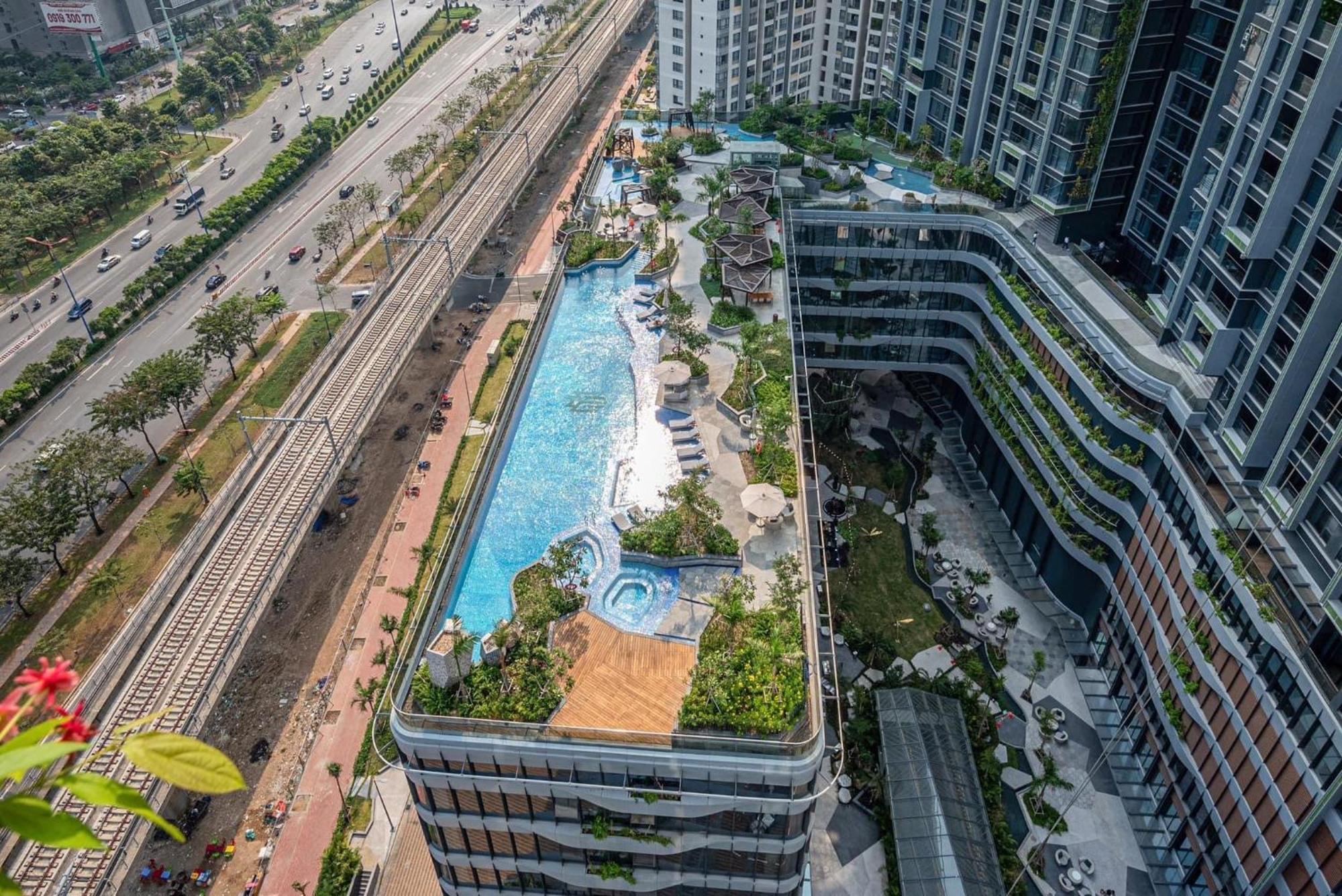 Khách sạn hẻo lánh Lumiere Luxury Condotel