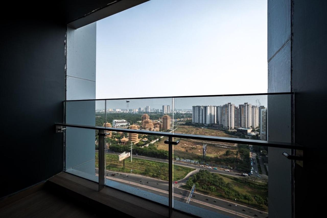 Khách sạn hẻo lánh Lumiere Luxury Condotel